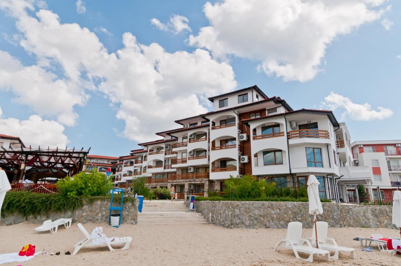 Vm Apartments Robinson Beach Pomorie Eksteriør billede